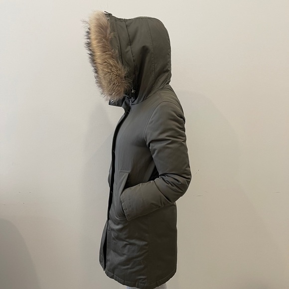 Theory Parka - Picture 4 of 6